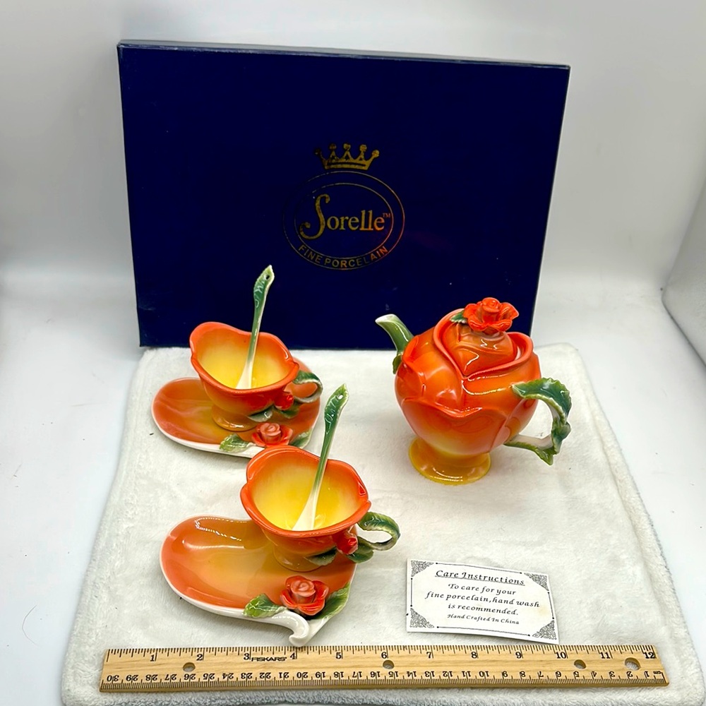 Sorelle Fine Porcelain Orange Colored Tea Set-8 piece Set